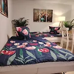 Rhein 3-zimmer Garten Free Parking Netflix Premium Premium * Κόμπλεντς