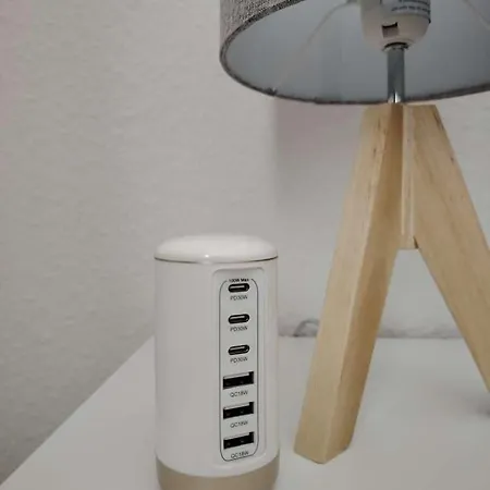 Διαμέρισμα Rhein 3-zimmer Garten Free Parking Netflix Premium Premium Κόμπλεντς
